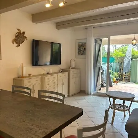 公寓 Rez De Jardin & Saint-Raphaël