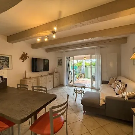 Appartement Rez De Jardin & *